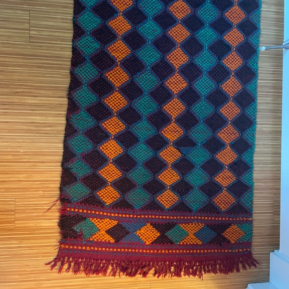Hand woven wool rug from Bosnia & Herzegovina - Picture 4 of 4